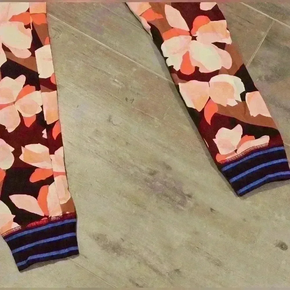 Aerie Chill Floral Legging Striped Cuff
